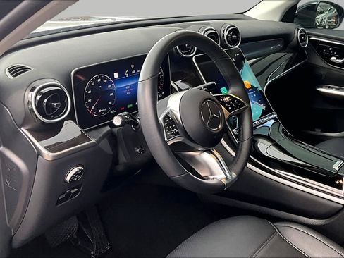 Certified 2025 Mercedes-Benz GLC 350e 4MATIC image 18