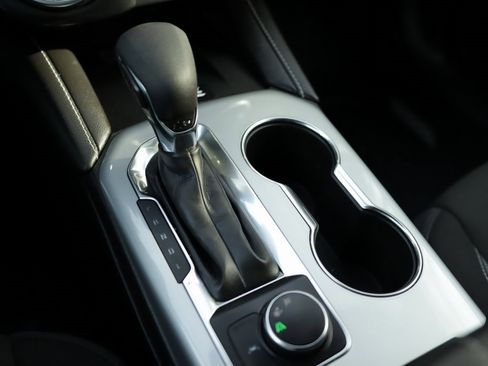 Used 2024 Chevrolet Blazer LT w/ Convenience Package image 21