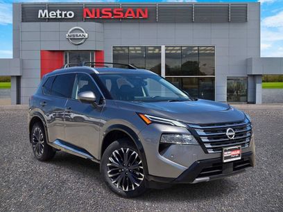 Certified 2025 Nissan Rogue Platinum w/ Platinum Premium Package