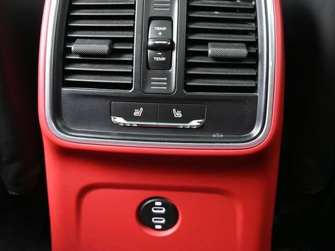 Used 2020 Porsche Macan GTS AWD/4WD image 23