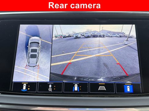 Used 2024 Buick Enclave Premium image 5