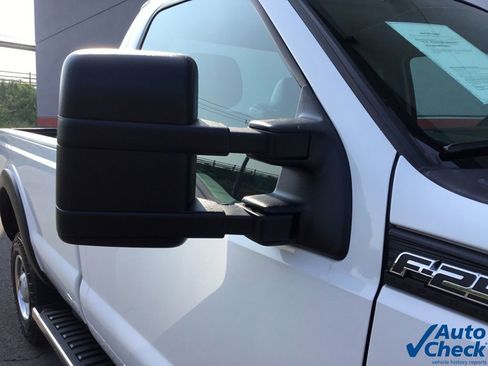 Used 2015 Ford F250 XL w/ Snow Plow Prep Package image 22