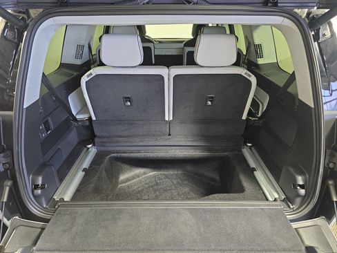 Used 2023 Rivian R1S Launch Edition image 26