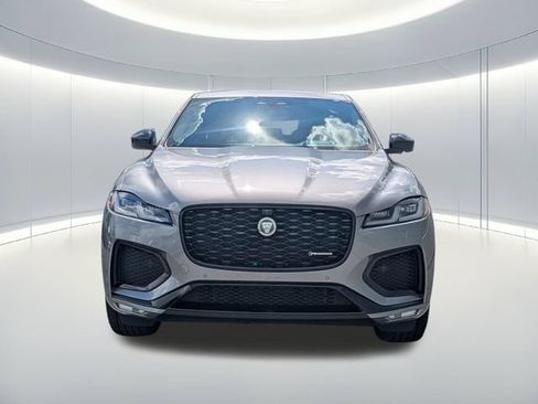 Used 2025 Jaguar F-PACE R-Dynamic S AWD/4WD image 9