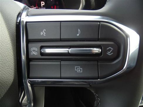 New 2025 GMC Canyon Elevation w/ Convenience Package image 14