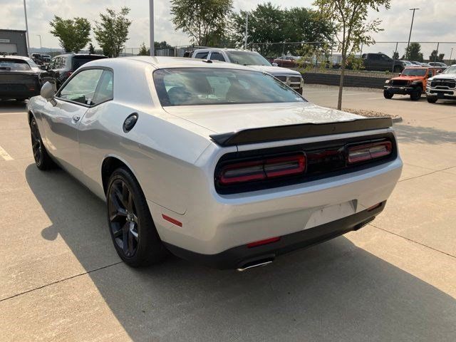 Used 2022 Dodge Challenger SXT w/ Blacktop Package RWD image 5