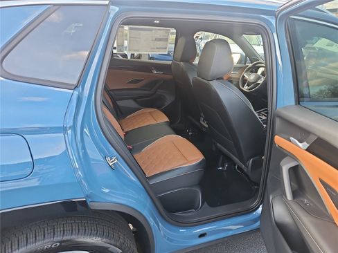 New 2026 Volkswagen Tiguan SEL R-Line image 31