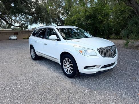 Used 2016 Buick Enclave Convenience FWD image 3
