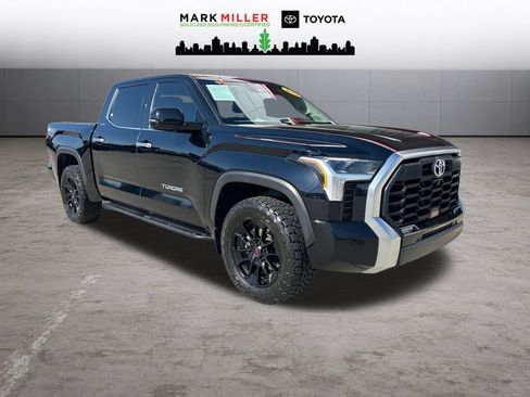 Used 2022 Toyota Tundra Limited w/ TRD Off-Road Package AWD/4WD image 8