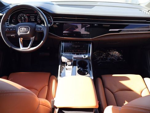 Used 2025 Audi Q7 3.0T Prestige w/ Prestige Package image 21