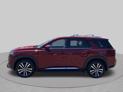 Used 2024 Nissan Pathfinder Platinum w/ Lighting Package (N93) AWD/4WD image 6