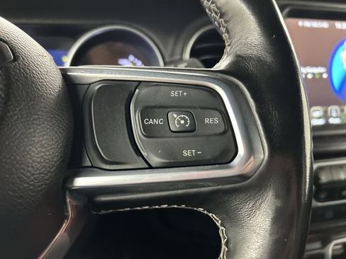 Used 2021 Jeep Wrangler Unlimited Sahara w/ Cold Weather Group AWD/4WD image 12