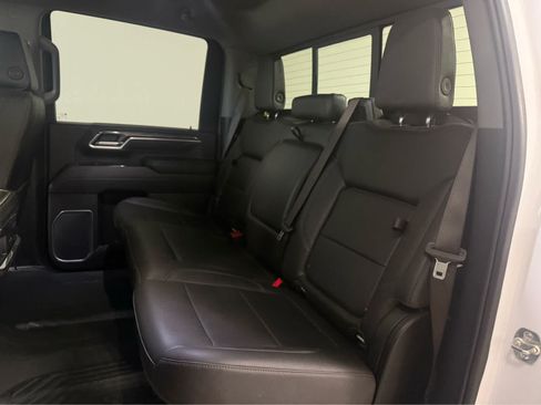 Used 2025 Chevrolet Silverado 2500 LTZ w/ LTZ Convenience Package AWD/4WD image 14