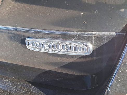 Used 2022 Jeep Grand Cherokee L Overland w/ Advanced Protech Group III image 7