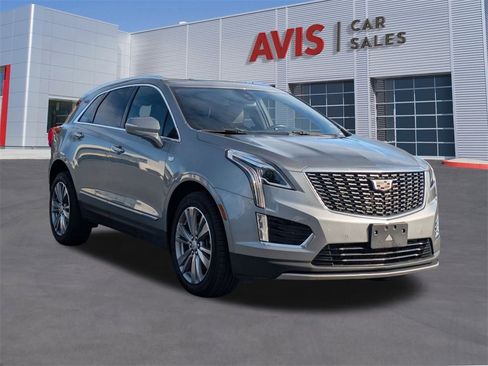 Used 2024 Cadillac XT5 Premium Luxury image 3
