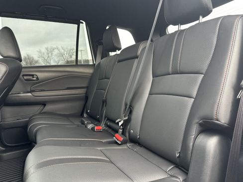 Used 2023 Honda Passport TrailSport image 30