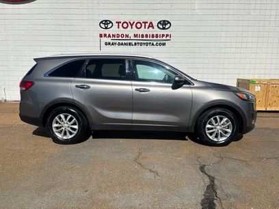 Used 2017 Kia Sorento LX w/ LX Convenience Package