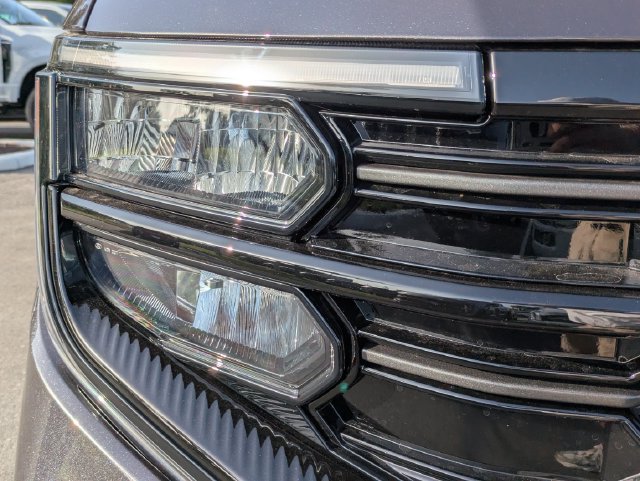 Certified 2027 Ford Expedition Platinum w/ Stealth Performance Package AWD/4WD image 9