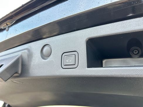 New 2026 GMC Terrain Elevation w/ Elevation Premium Package AWD/4WD image 34