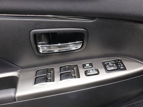 Used 2024 Mitsubishi Outlander Sport ES image 16