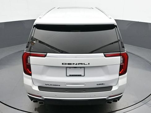 Used 2025 GMC Yukon XL Denali AWD/4WD image 44
