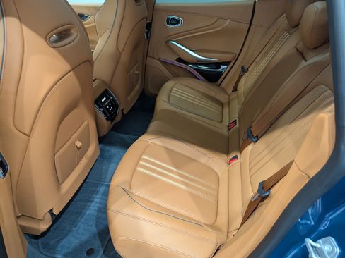 Used 2025 Aston Martin DBX 707 image 17