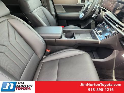 Used 2025 Hyundai Santa Fe XRT AWD/4WD image 15