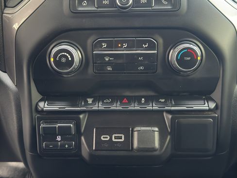 Used 2023 Chevrolet Silverado 2500 W/T w/ WT Fleet Convenience Package image 11