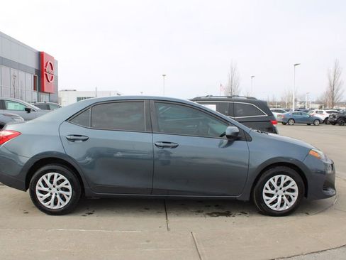 Used 2019 Toyota Corolla LE image 5