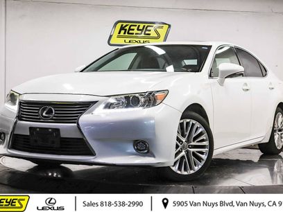 Used 2014 Lexus ES 350 w/ Luxury Package