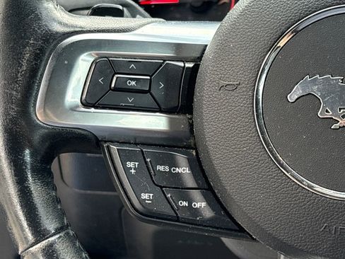 Used 2017 Ford Mustang Premium image 19