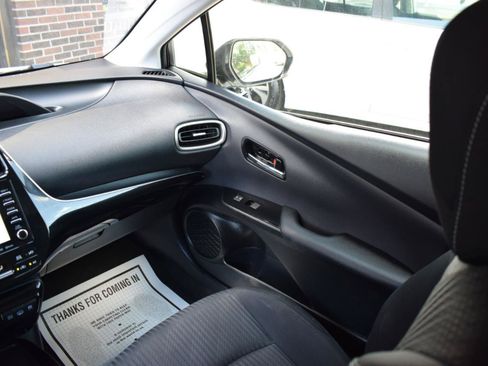 Used 2020 Toyota Prius Prime LE FWD image 12