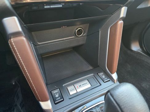 Used 2018 Subaru Forester 2.0XT Touring w/ Popular Package #2 image 32