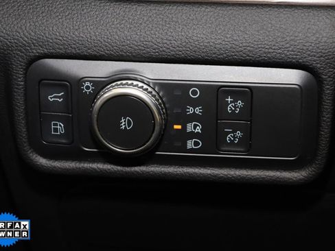 Used 2022 Ford Explorer Limited w/ Hybrid Equipment Group 310A image 35