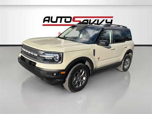 Used 2024 Ford Bronco Sport Badlands w/ Premium Package image 3