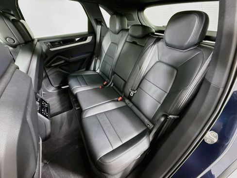 Certified 2026 Porsche Cayenne AWD/4WD image 23