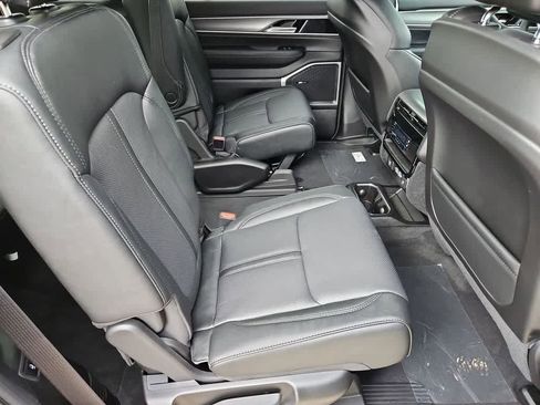 New 2026 Jeep Grand Wagoneer Limited AWD/4WD image 21