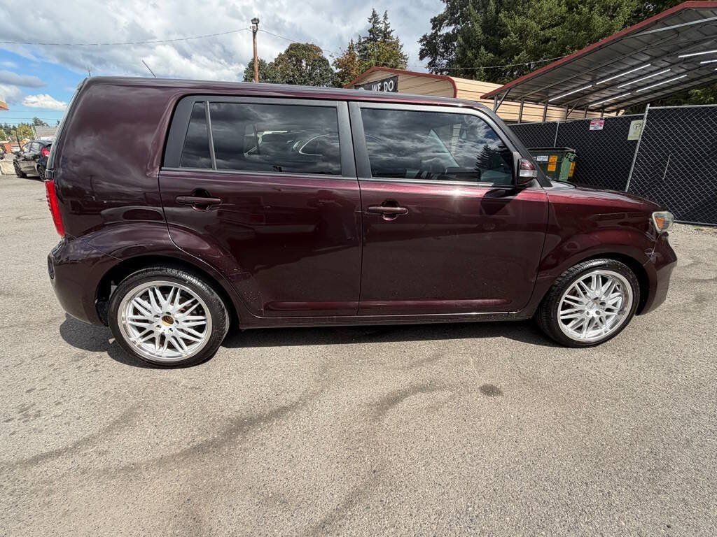 Used 2009 Scion xB FWD image 16