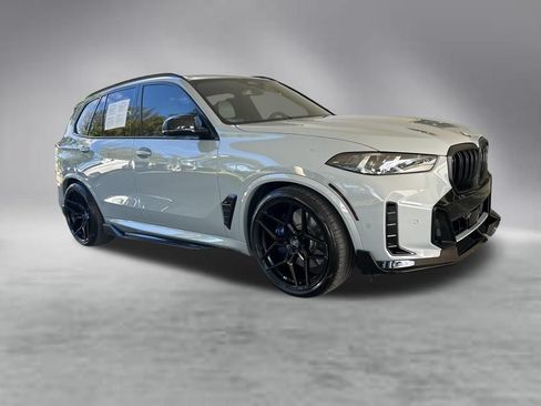 Used 2024 BMW X5 xDrive40i w/ M Sport Package AWD/4WD image 2