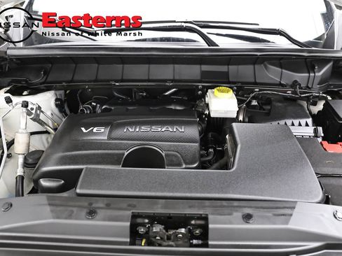 Used 2023 Nissan Pathfinder Platinum AWD/4WD image 7