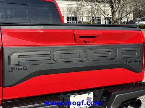 Used 2019 Ford F150 Raptor w/ Equipment Group 802A Luxury image 36