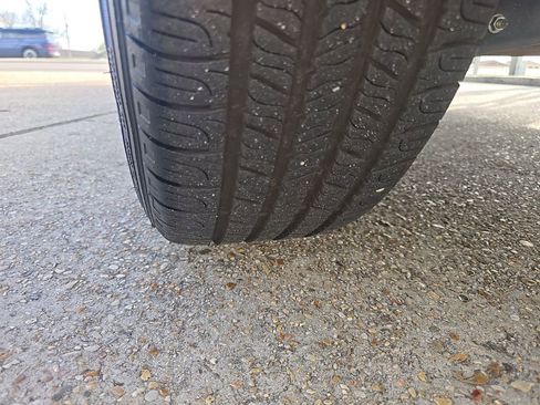 Used 2023 Subaru Outback Premium image 42