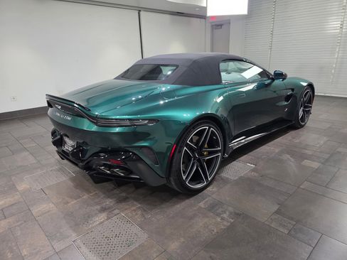 Used 2026 Aston Martin V8 Vantage S image 25