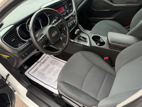 Used 2015 Kia Optima LX FWD image 9