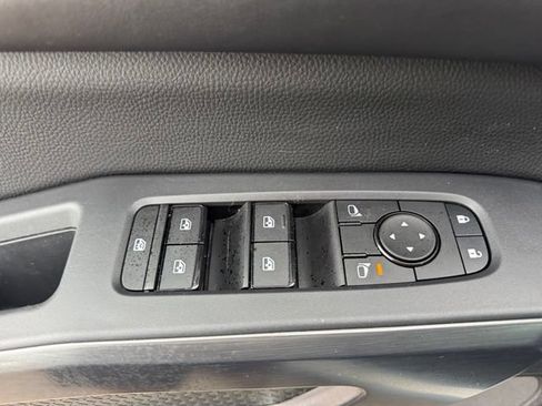 Used 2026 Nissan Pathfinder Rock Creek AWD/4WD image 11