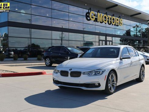 Used 2017 BMW 330i Sedan image 1