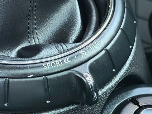 Used 2015 MINI Cooper S image 40