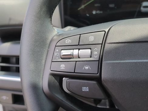 Used 2025 Kia K4 EX FWD image 25