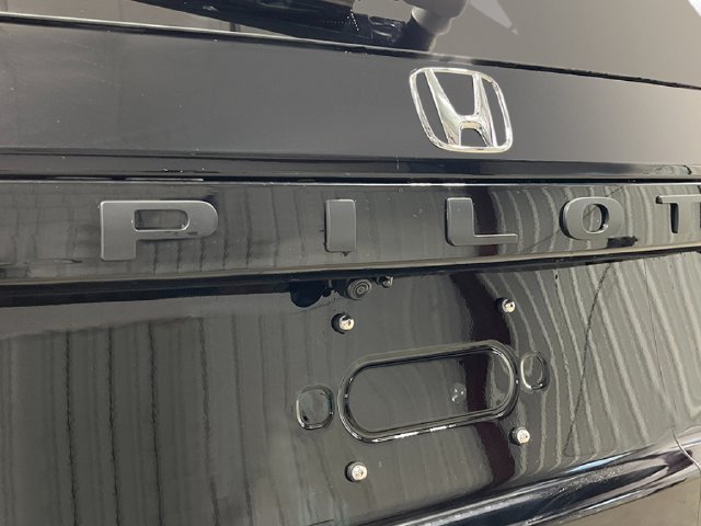 New 2026 Honda Pilot Black Edition image 10