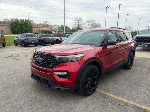 Used 2023 Ford Explorer ST w/ Equipment Group 401A AWD/4WD image 33